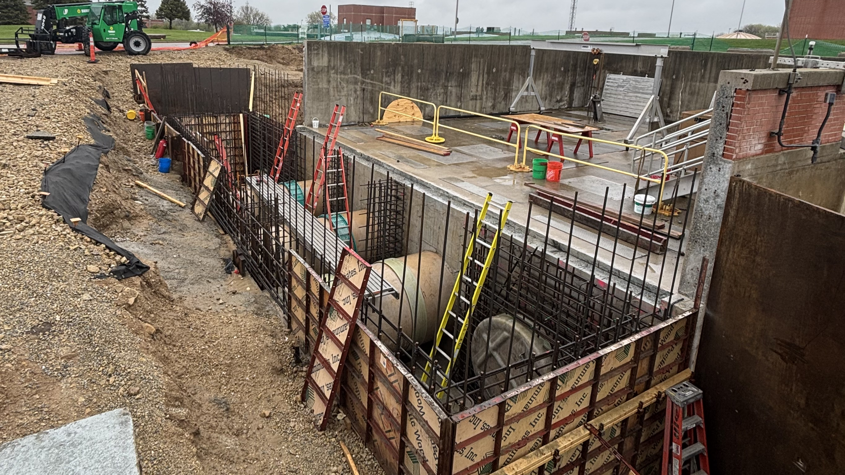 Progress on the bypass channel structure in early May 2025.