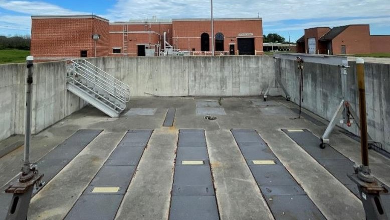 Pre-construction: The concrete cover of the underground flow splitter.